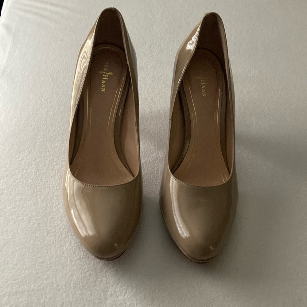 Cole Haan Nike Air Leathet Beige Pumps